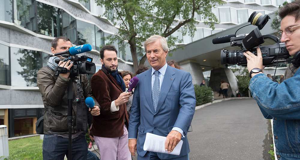 1158836 canal le csa adresse un rappel a lordre a vincent bollore web tete 021351523002