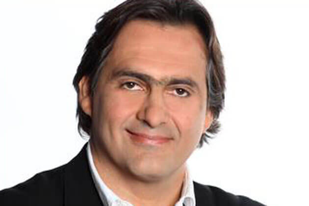 Emmanuel chain portrait